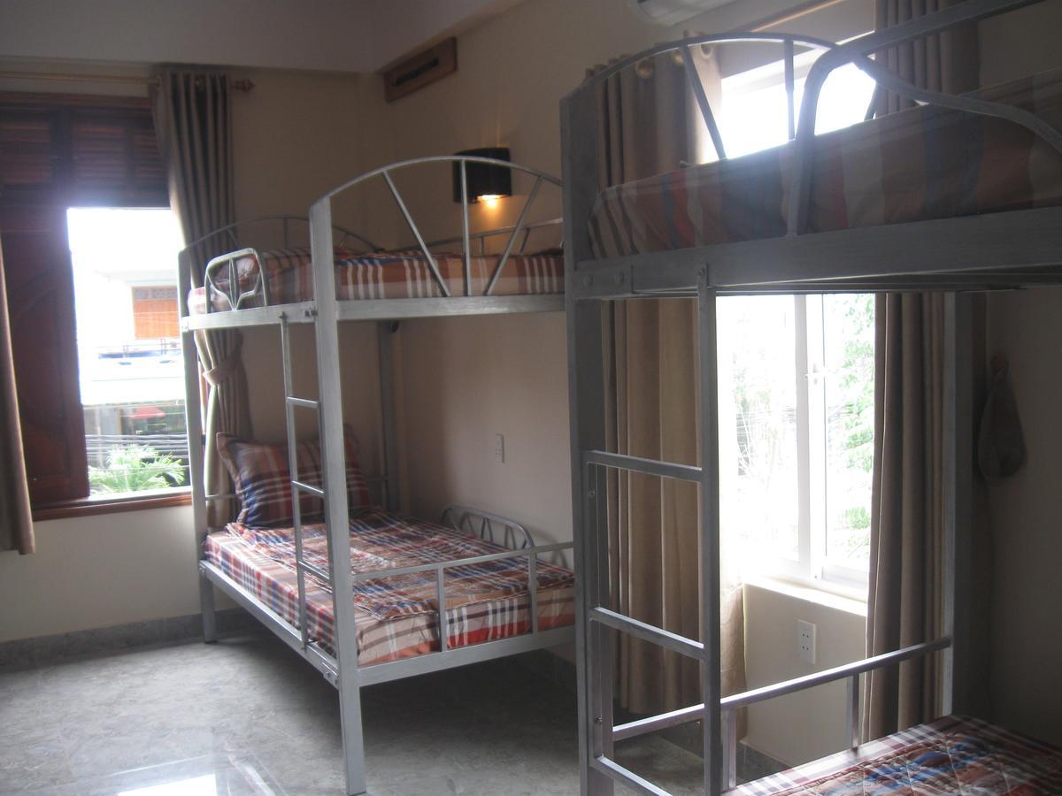 Phong Nha Gecko Hostel Dong Hoi Exteriör bild
